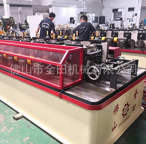 中卫轻钢龙骨成型机