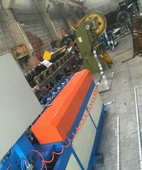 轻钢龙骨机 轻钢龙骨机