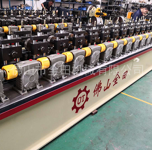 轻钢龙骨机 轻钢龙骨机