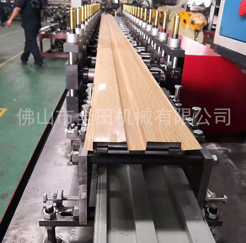 轻钢龙骨机 轻钢龙骨机