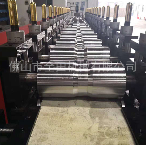 轻钢龙骨机 轻钢龙骨机