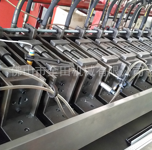 数控方通机 数控方通机