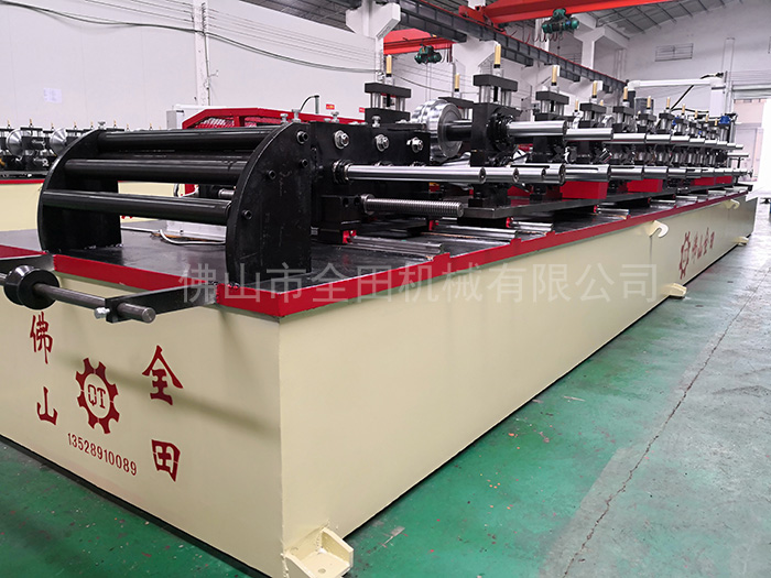 铝方通机器 铝方通机器