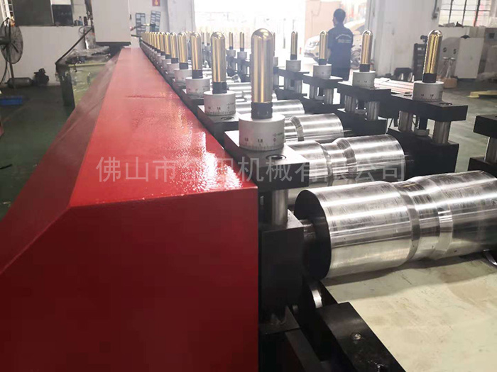 轻钢龙骨机厂家 轻钢龙骨机厂家